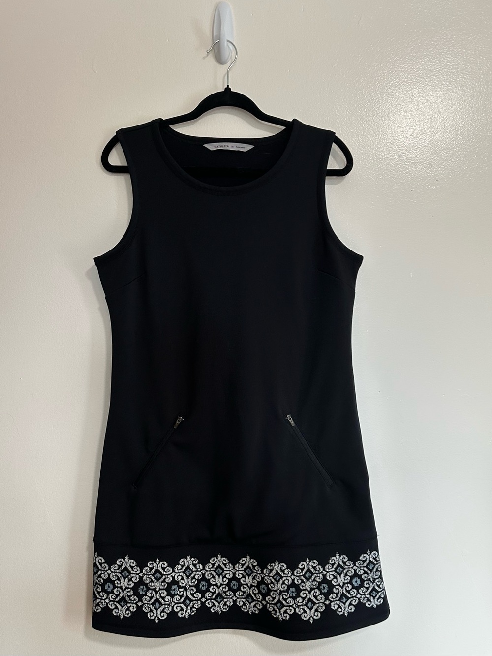 ATHLETA Hot When You're Not Black Fleece Lined Athleisure Dress Tunic, Med Tall